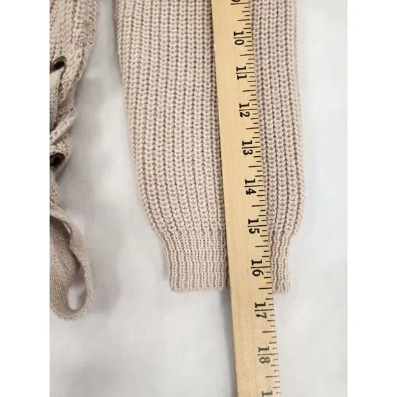 American Eagle Cream Cropped Chunky Knit Sweater XS Oversized Cozy Layer - Picture 9 of 10